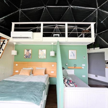 Domeglamping At Fishinglake Ságvár Exterior foto